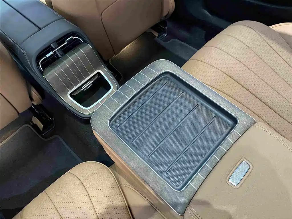 Mercedes-Benz E-Class 2026 — фото 18