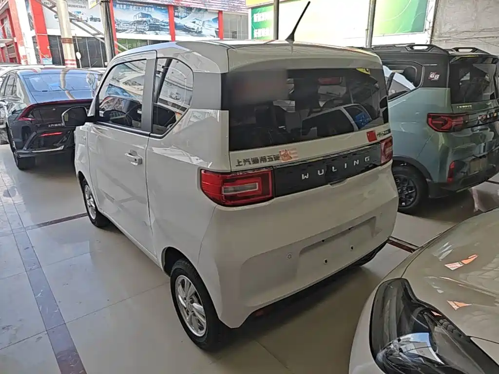 Wuling MINIEV 2020