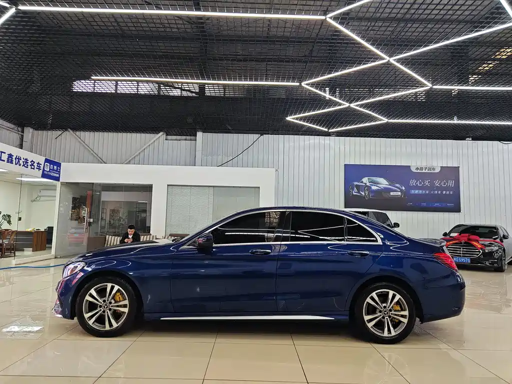 Mercedes-Benz C-Class 2018 — фото 22