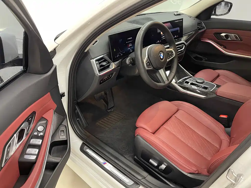 BMW 3 Series 2023 — фото 15