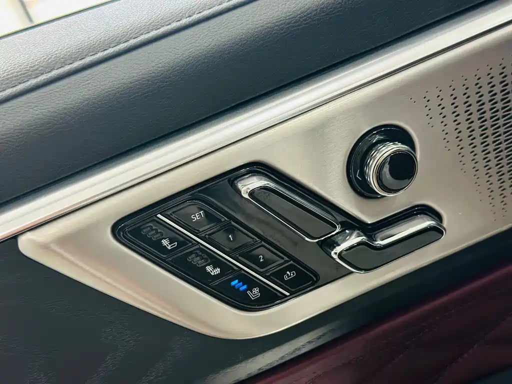 Cadillac CT6 2023 — фото 13