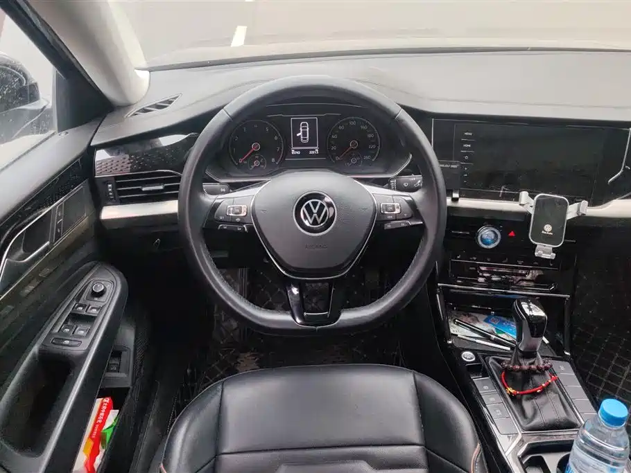 Volkswagen Passat 2021 — фото 15