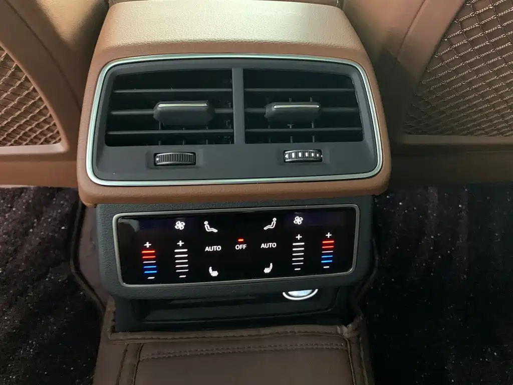 Audi A6L 2023 — фото 9