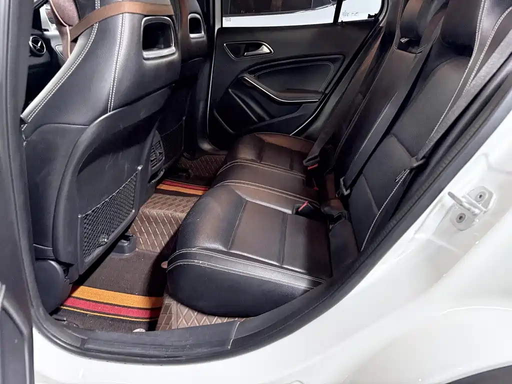 Mercedes-Benz GLA 2018 — фото 10