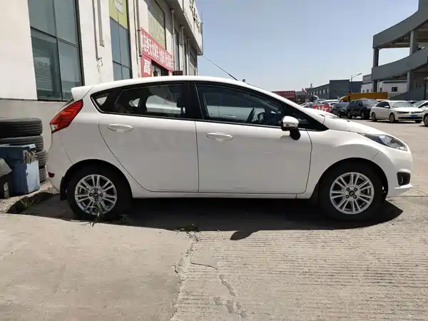 Ford Fiesta 2015