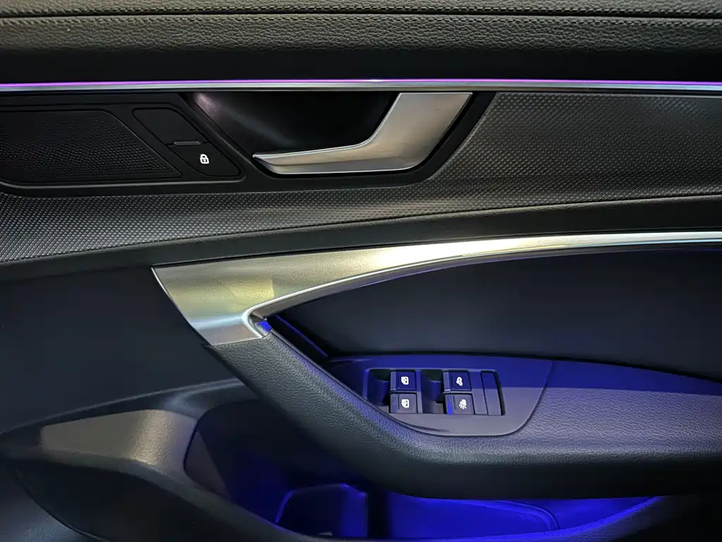 Audi A6L 2021 — фото 13
