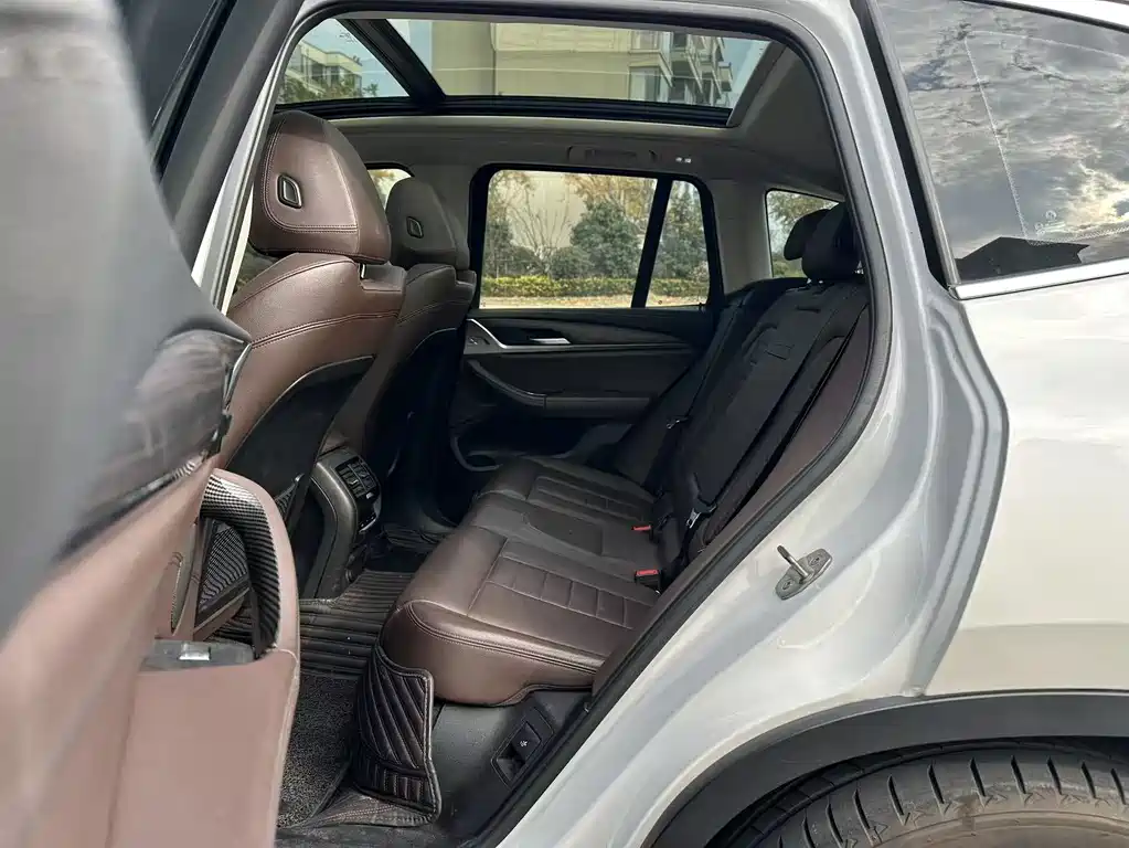 BMW X3 2019 — фото 10