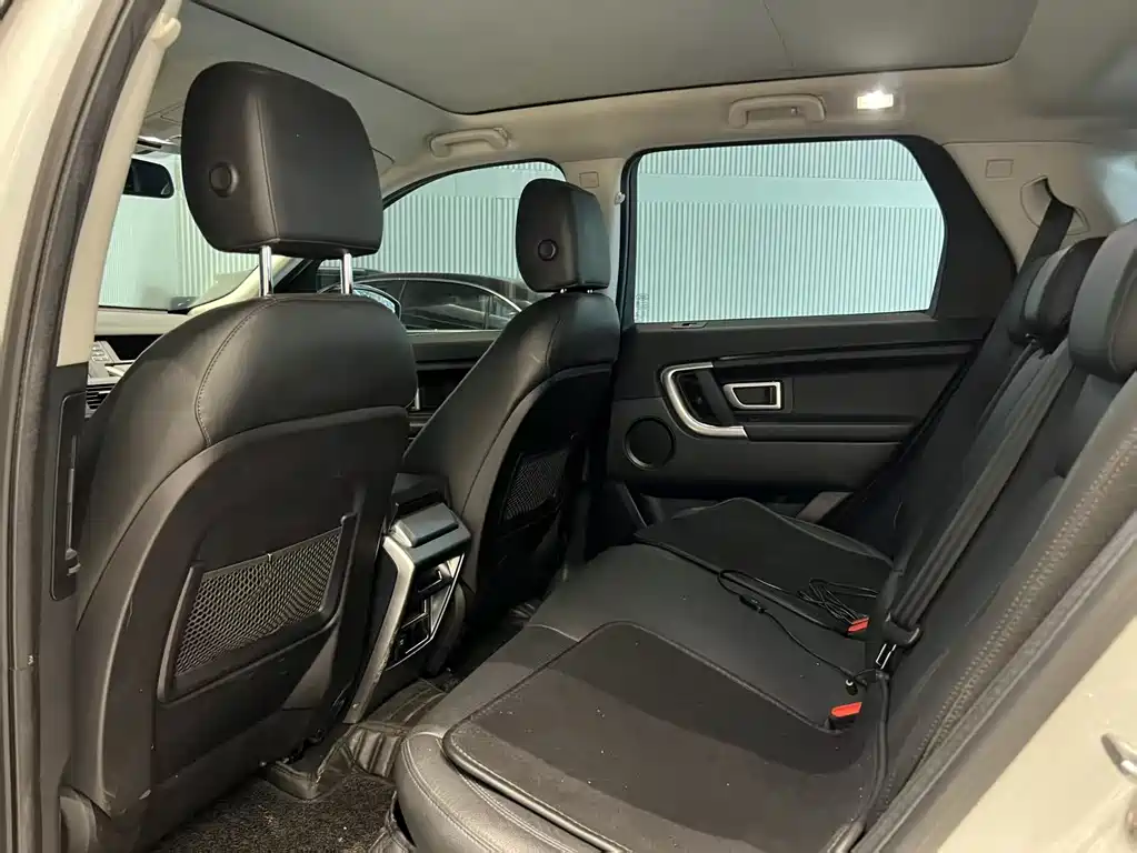 Land Rover Discovery Sport 2019 — фото 6
