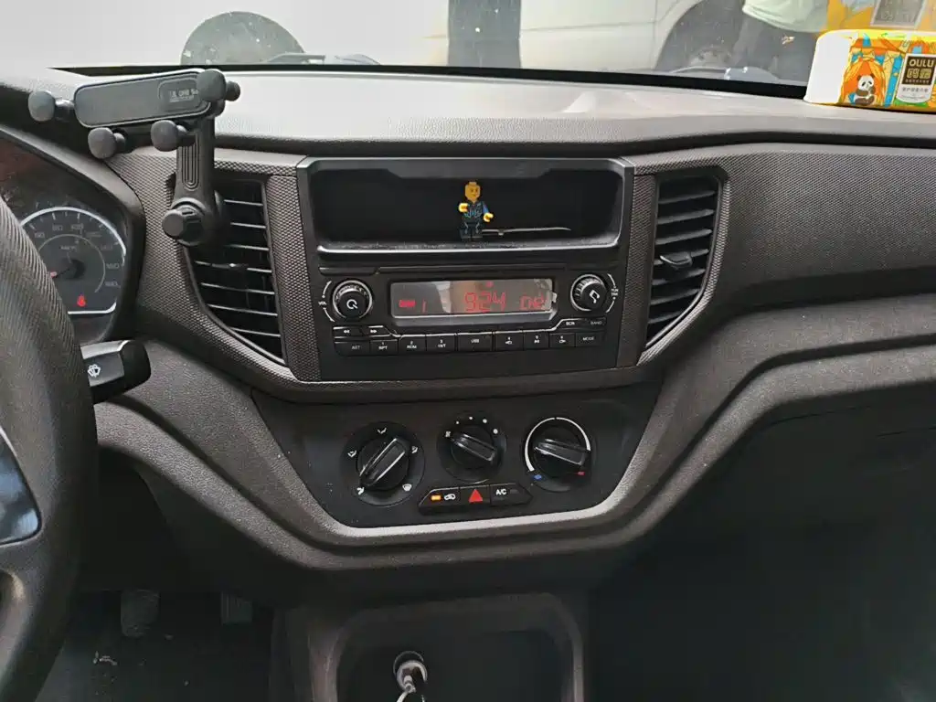 Wuling Hongguang V 2020