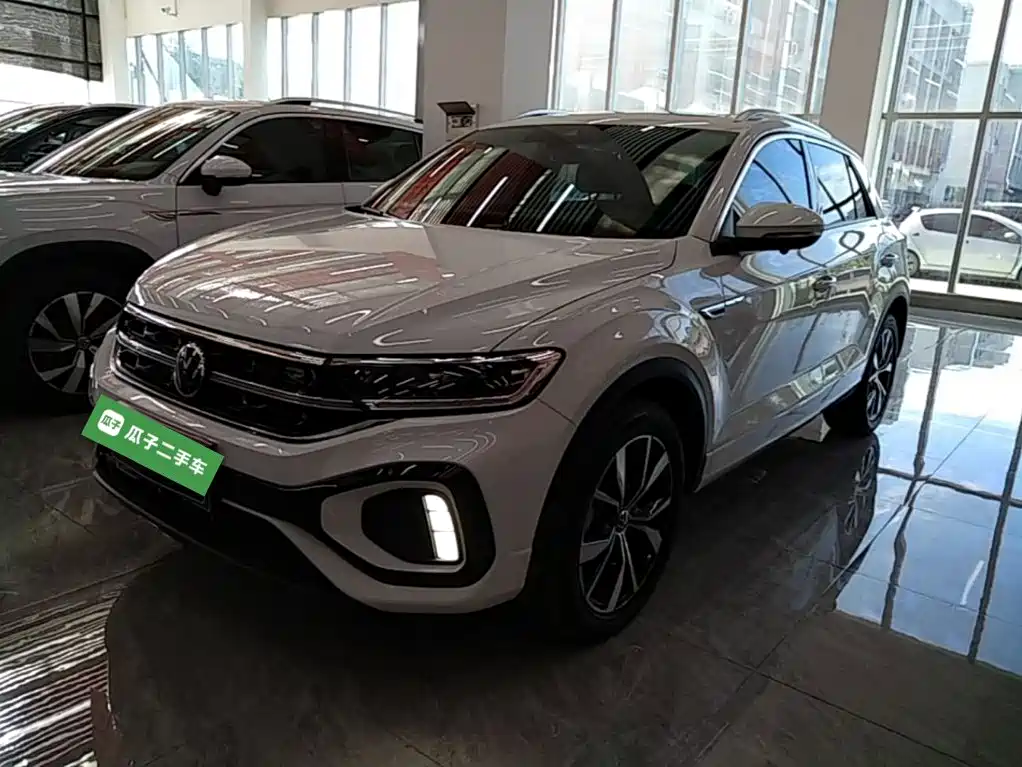 Volkswagen T-Roc 2024