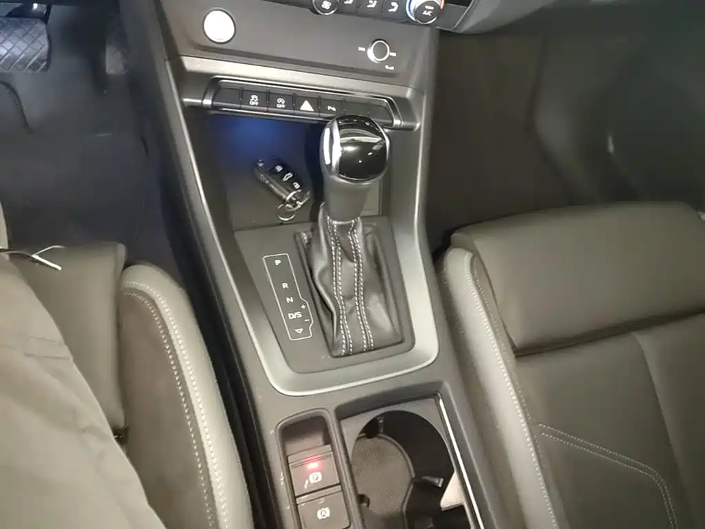 Audi Q3 Sportback 2020 — фото 14
