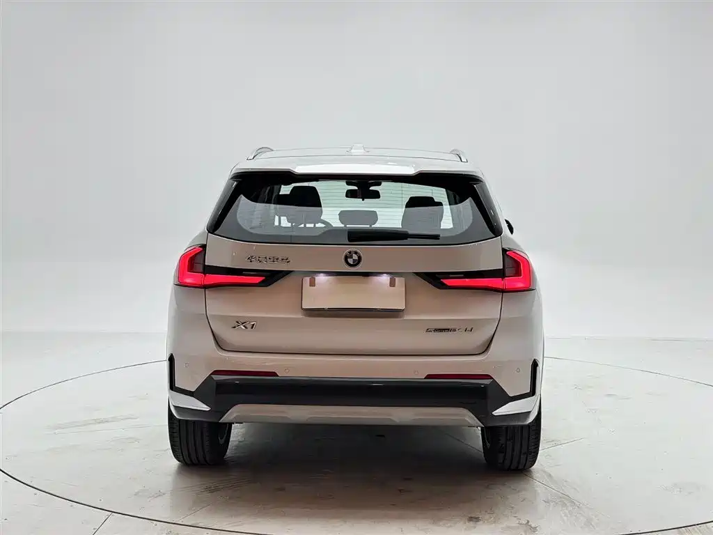 BMW X1 2023 — фото 5