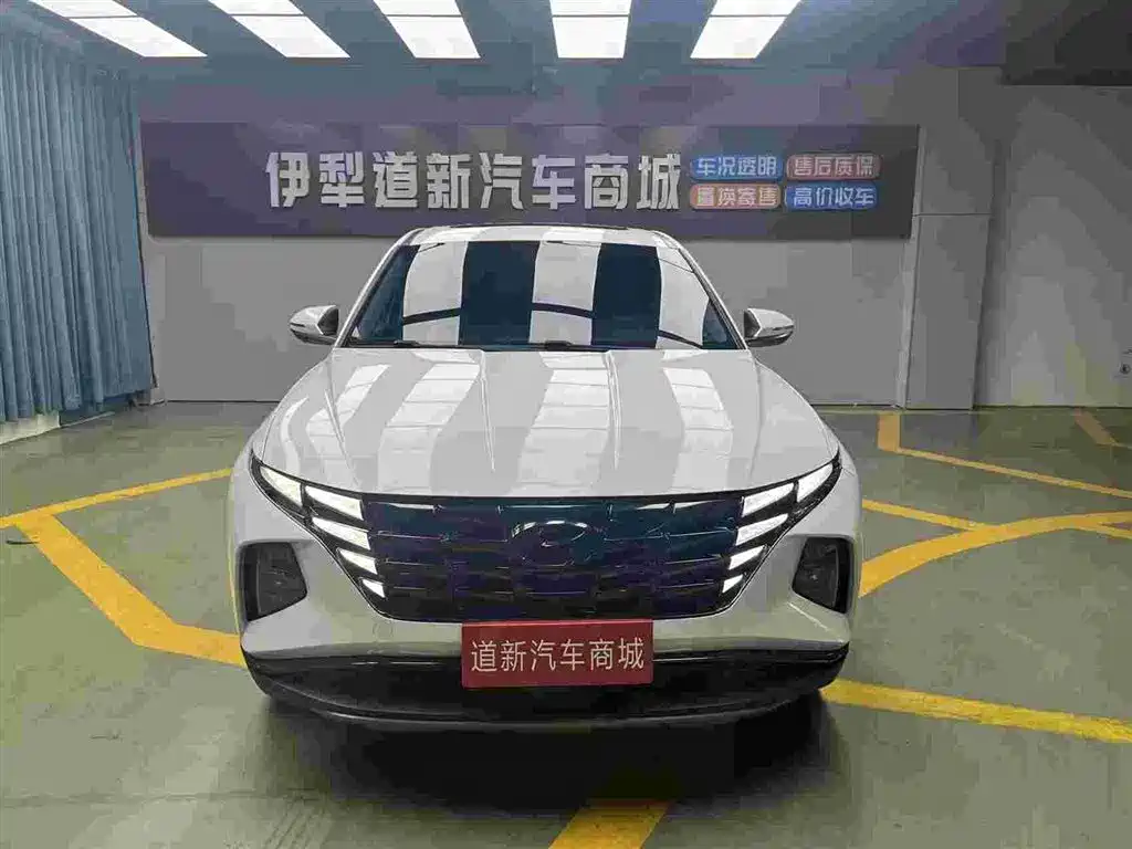 Hyundai Tucson 2023 — фото 2
