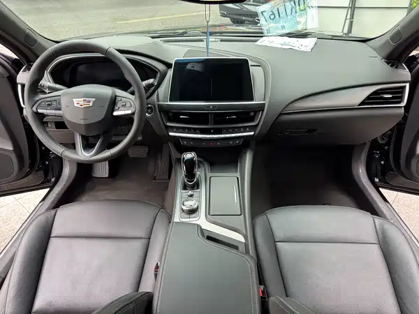 Cadillac CT5 2023