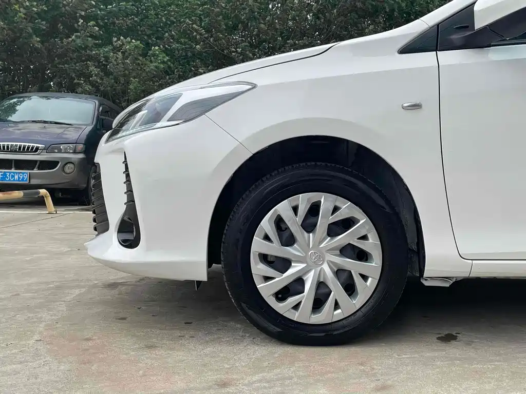 Toyota Vios 2023 — фото 6