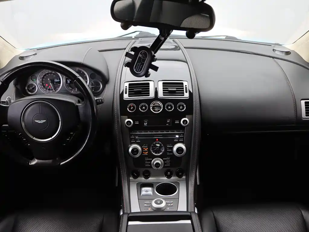 Aston Martin Rapide 2014 — фото 14