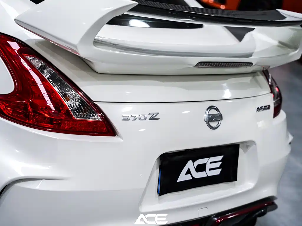 Nissan 370Z 2017 — фото 13