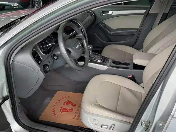 Audi A4L 2013