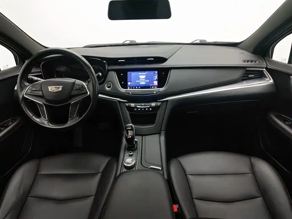 Cadillac XT5 2022 — фото 5