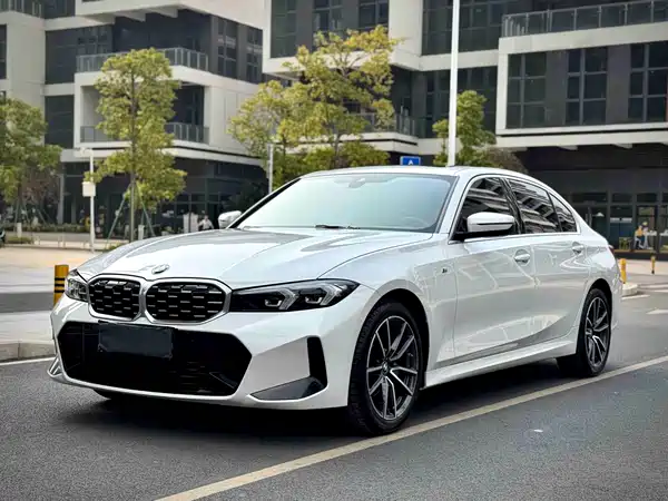 BMW 3 Series 2023