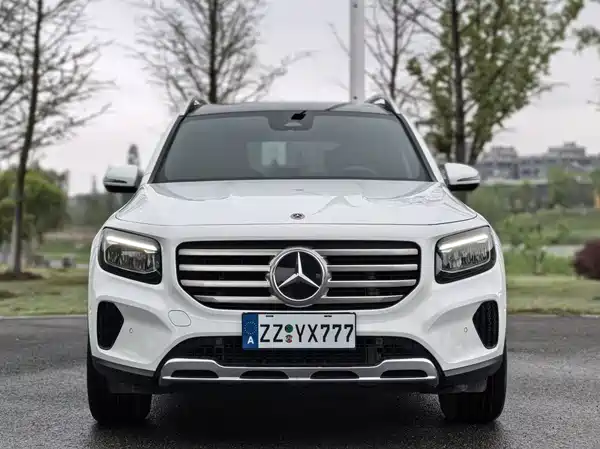 Mercedes-Benz GLB 2024
