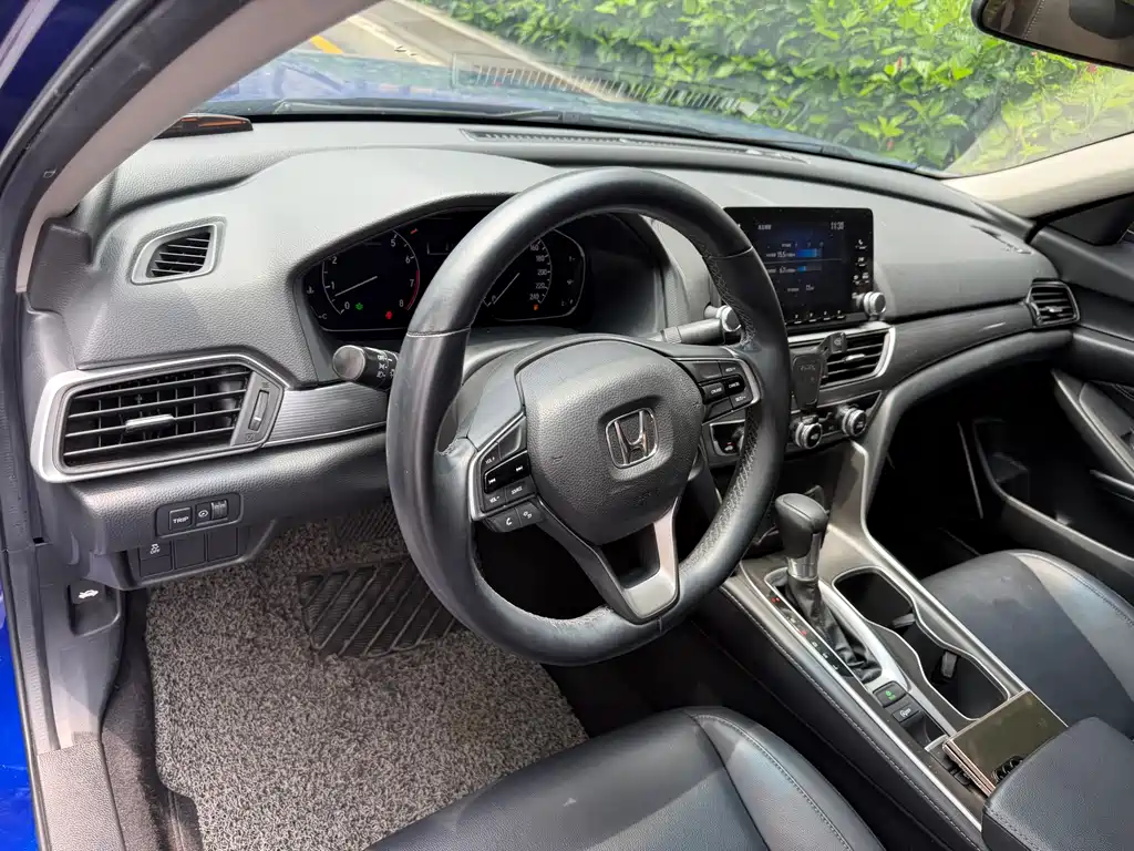 Honda Accord 2018 — фото 5