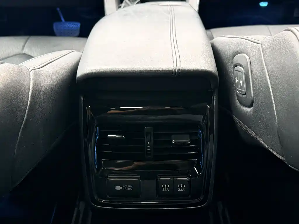 Toyota Avalon 2020 — фото 16