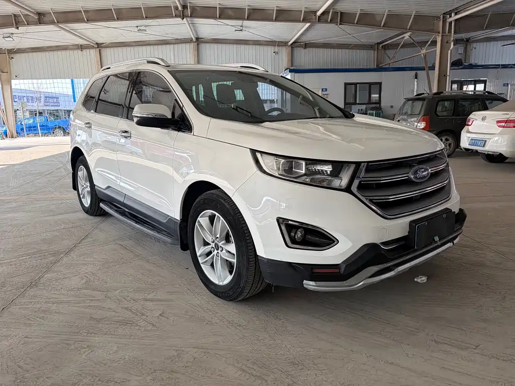 Ford Edge 2016 — фото 3