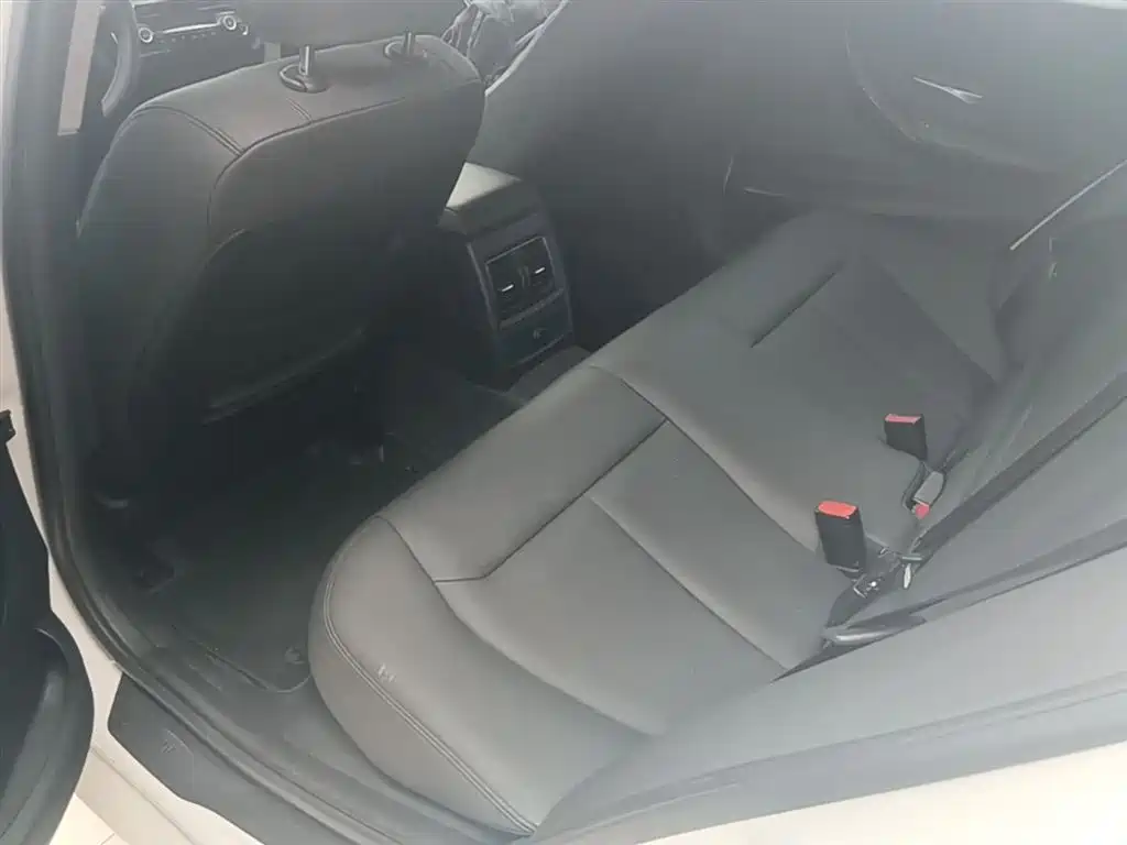 BMW 3 Series 2016 — фото 17