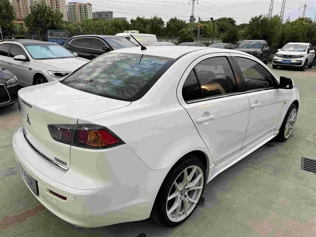 Mitsubishi Lancer EX 2011 — фото 6