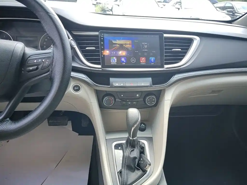 Buick Excelle 2016 — фото 13