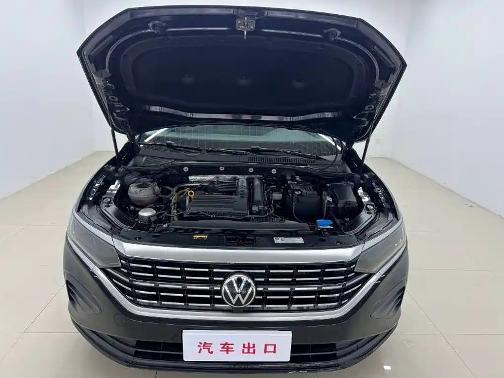 Volkswagen Passat 2023