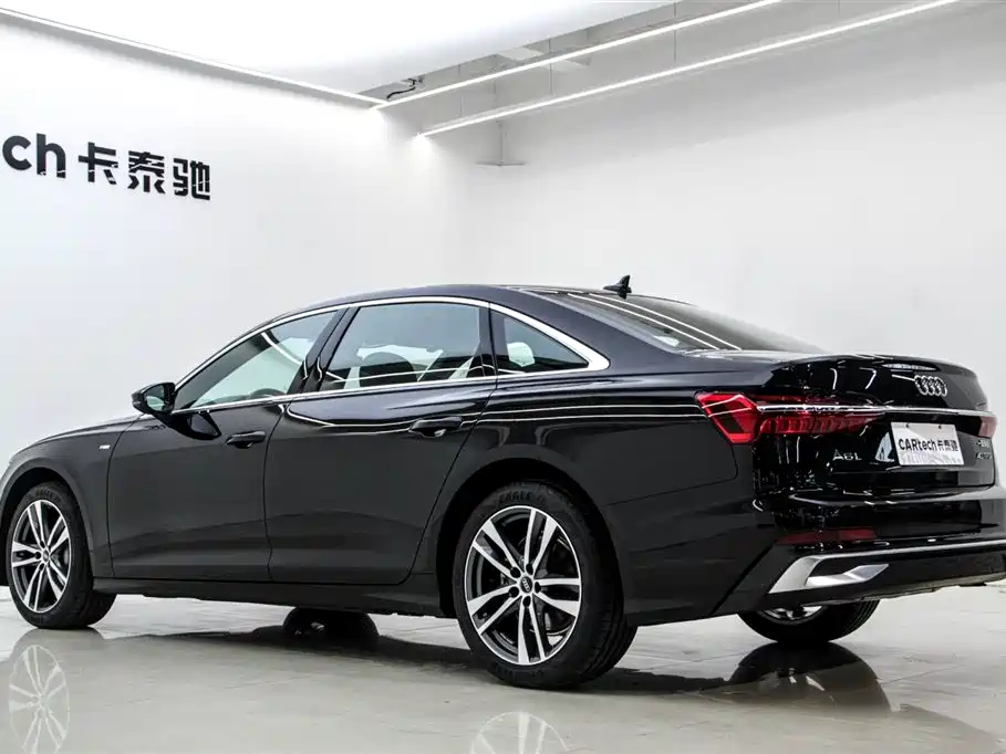 Audi A6L — фото 6
