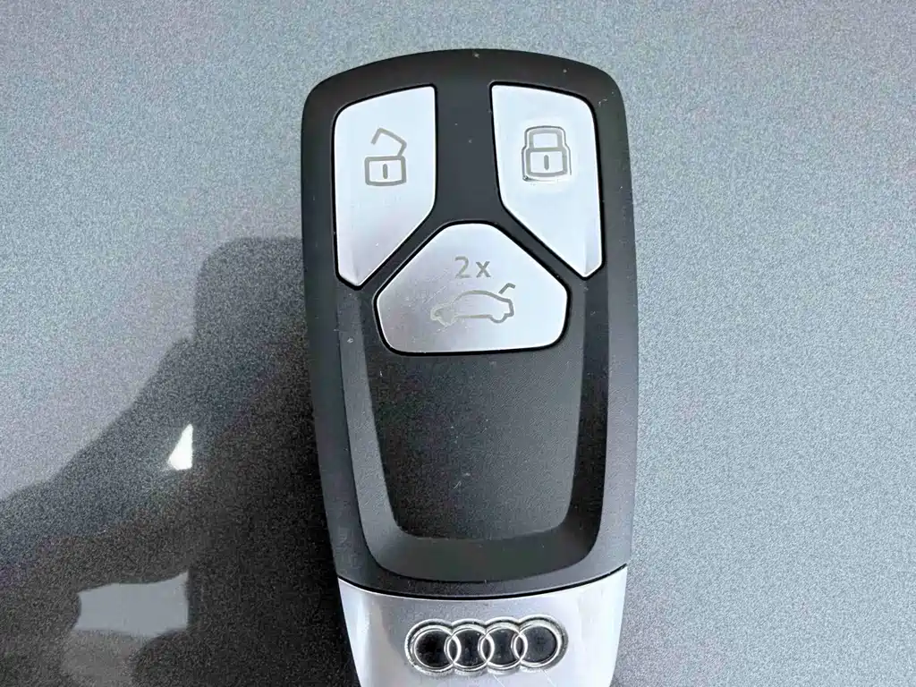 Audi A4L 2021