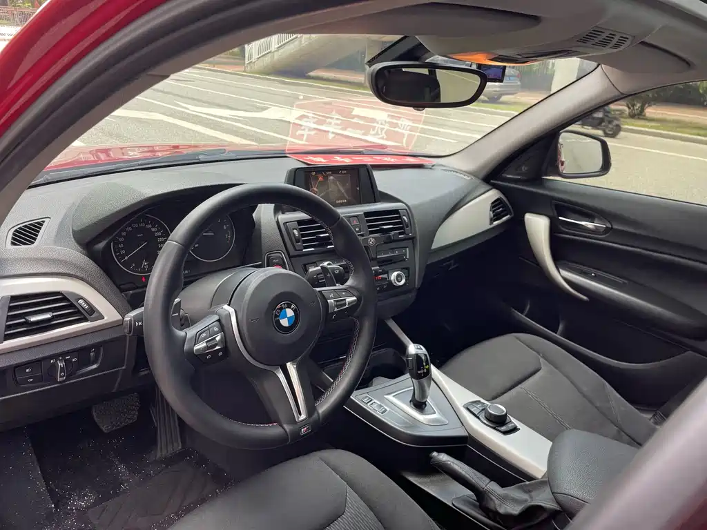 BMW 1 Series 2014 — фото 19
