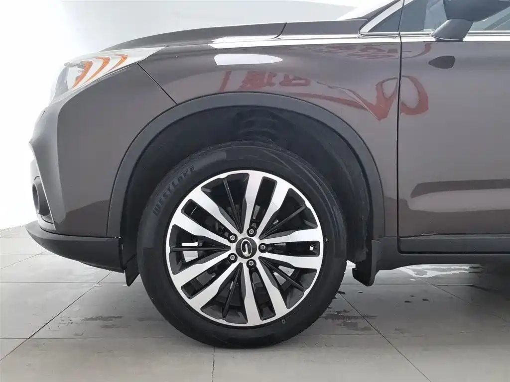 GAC Motor Trumpchi GS4 2015 — фото 17