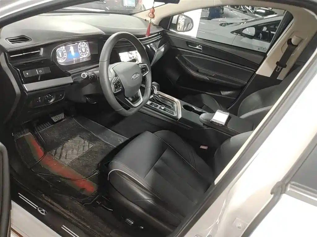 Chery Arrizo 5 PLUS 2023 — фото 15