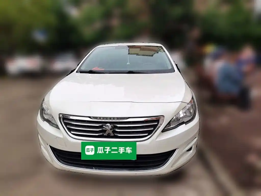 Peugeot 408 2015 — фото 24