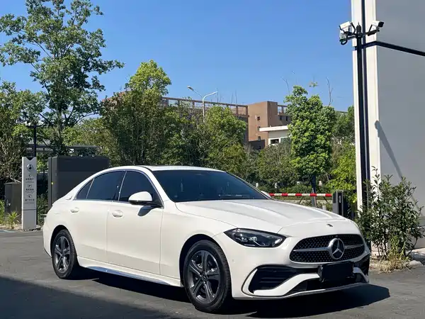 Mercedes-Benz C-Class 2021