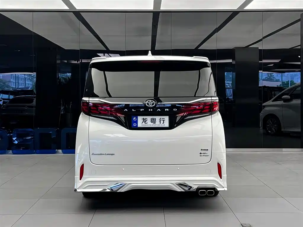 Toyota Alphard 2025 — фото 5