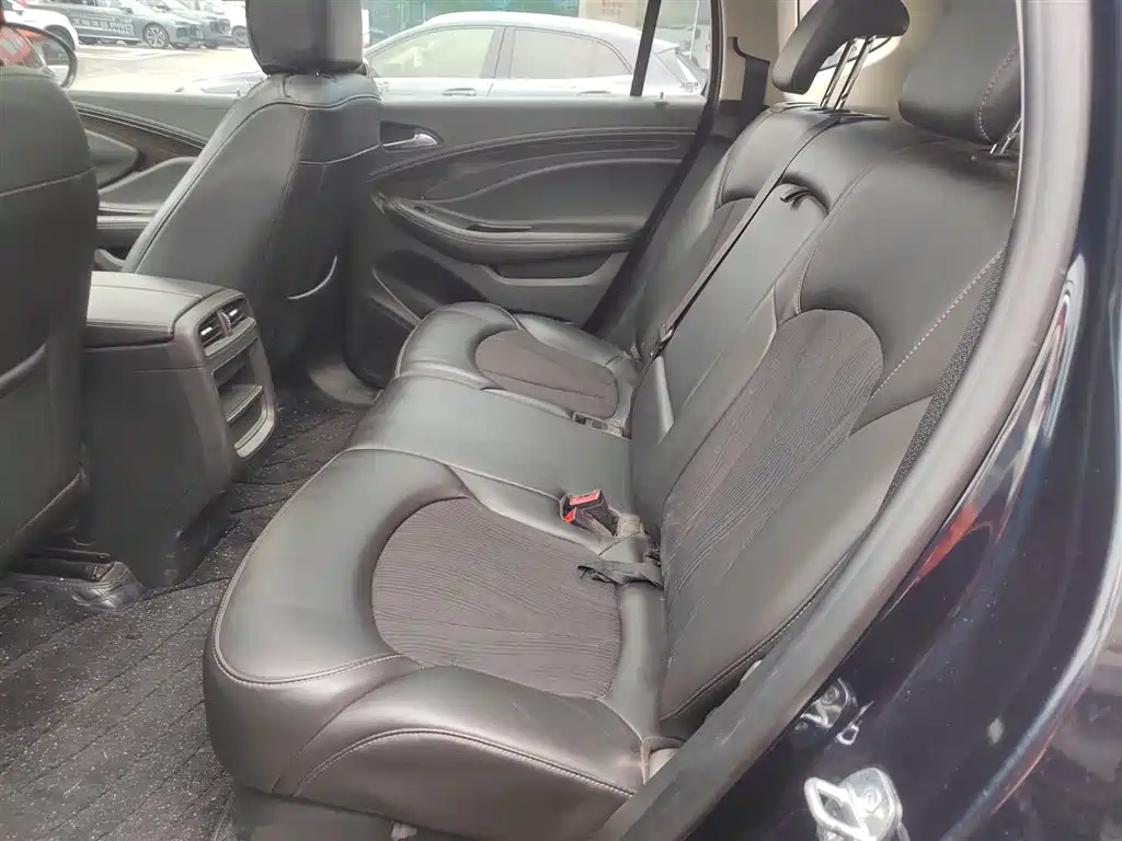 Buick Envision Plus 2021 — фото 13