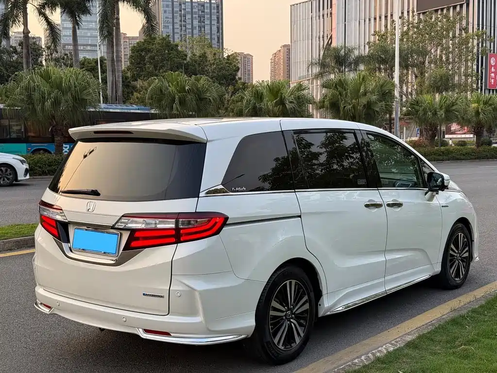 Honda Odyssey 2019 — фото 4
