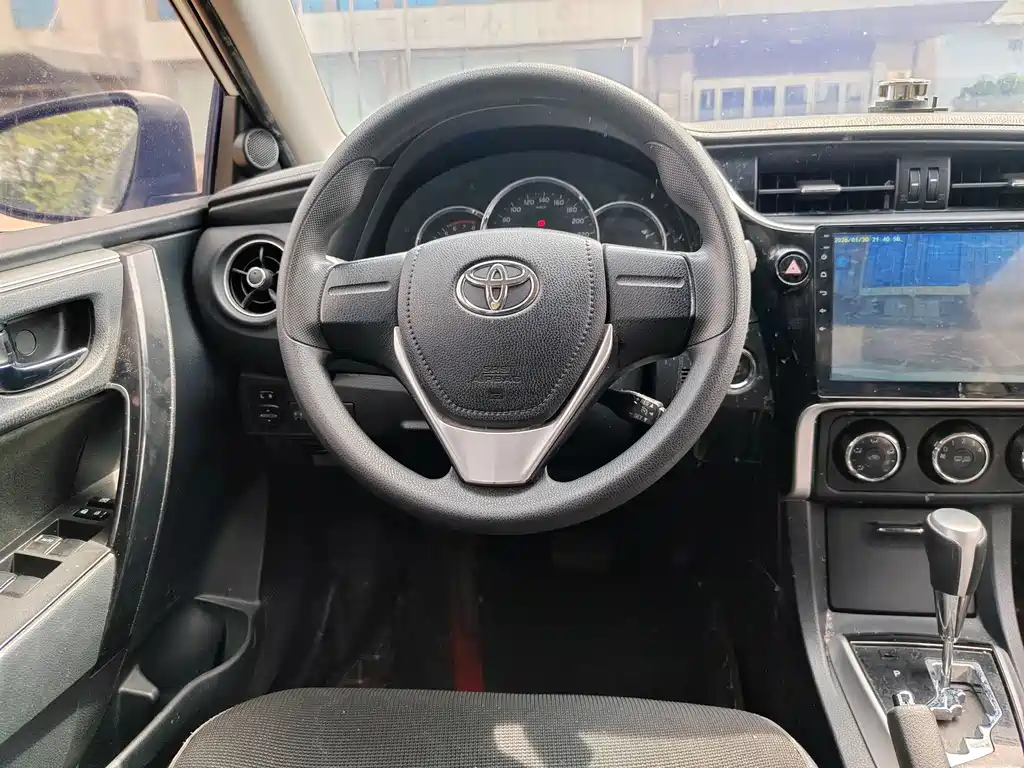 Toyota Corolla 2019 — фото 11