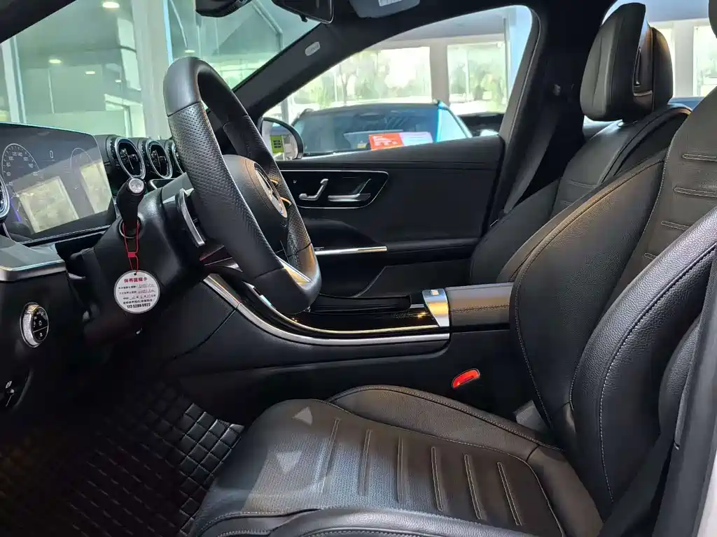 Mercedes-Benz C-Class 2022