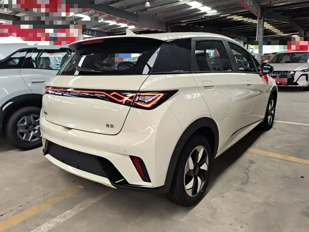 BYD Dolphin 2026