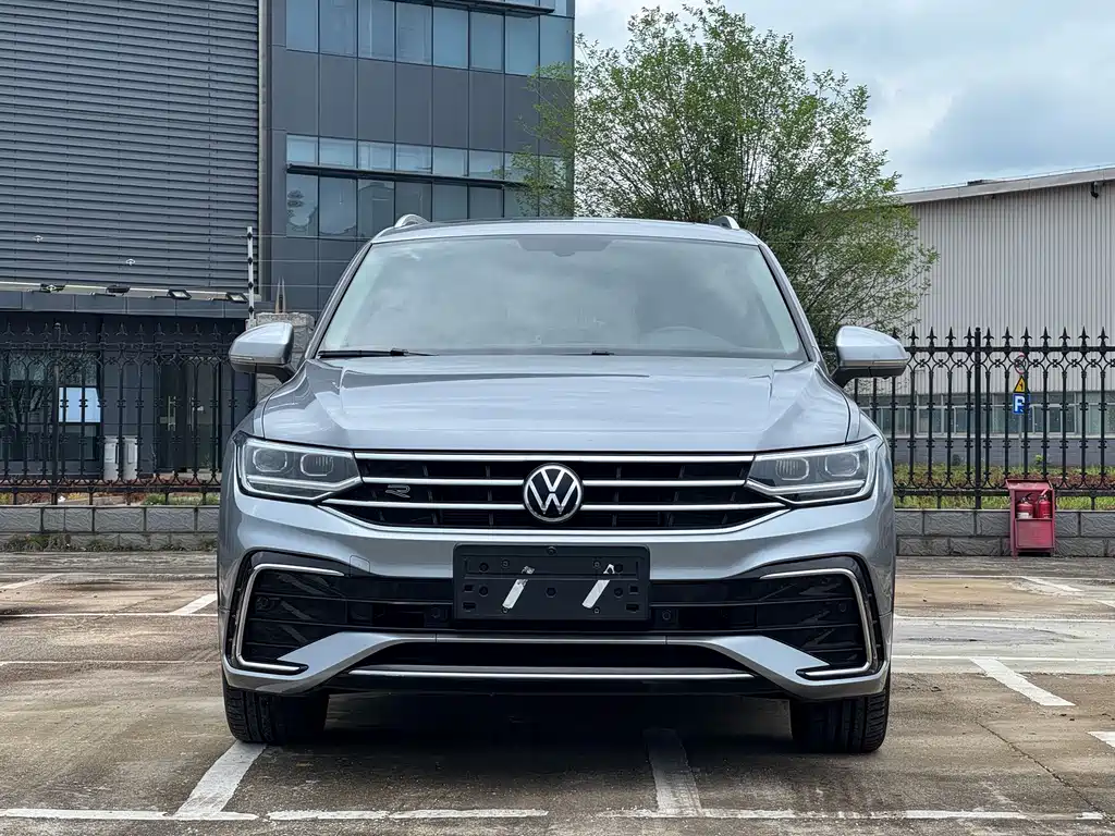 Volkswagen Tiguan L 2022