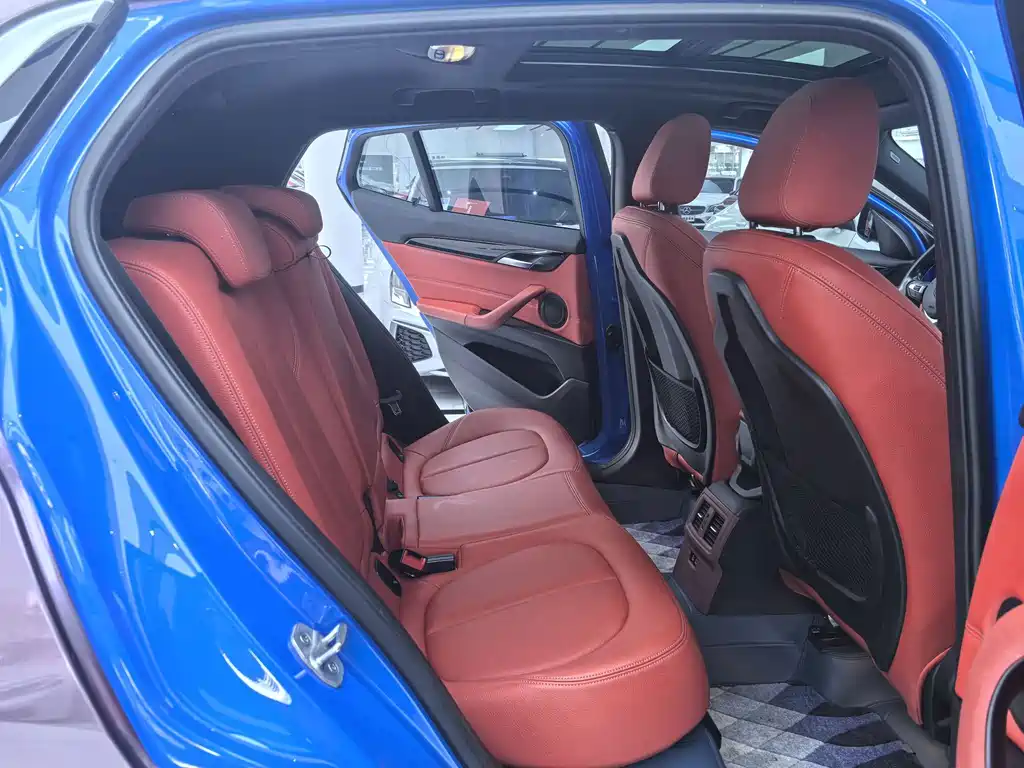 BMW X2 2020 — фото 11