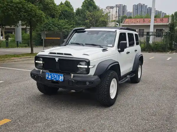 Tank 300 2023