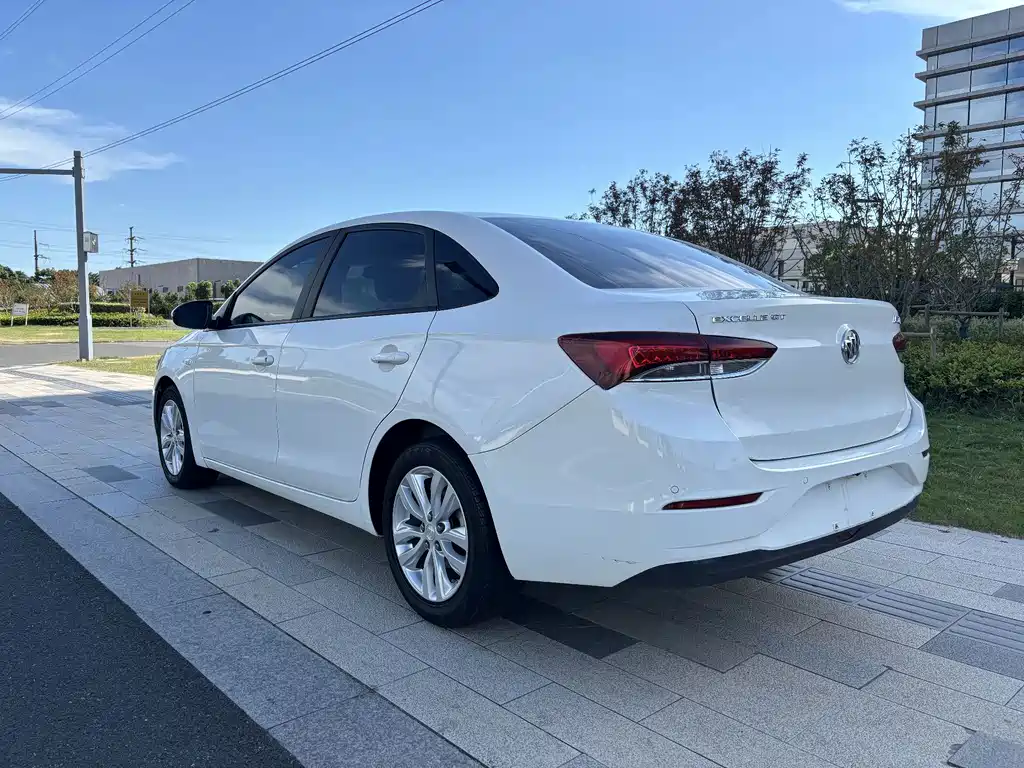Buick Excelle 2021