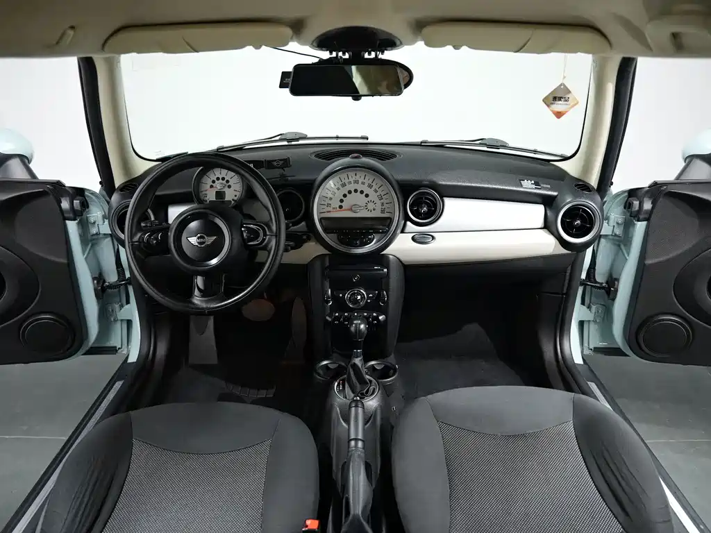 MINI Clubman 2012